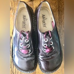 Algeria Plum Patent Lace-up Shoes EU 38